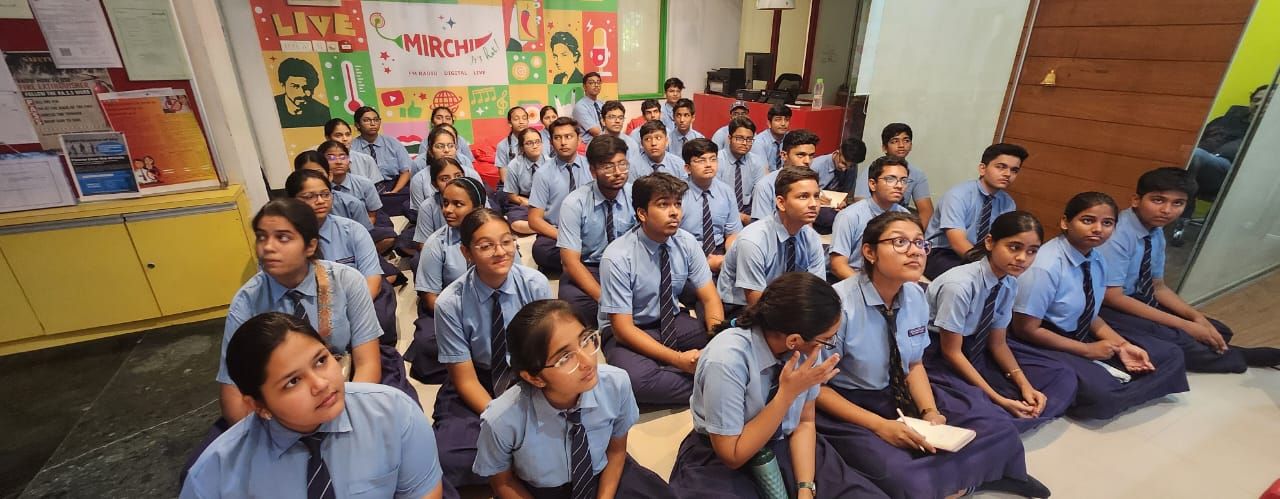 Radio Mirchi Love FM (98.3 & 104)  Educational Visit